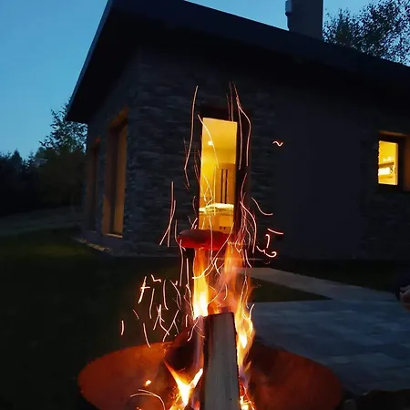 Glamping Vyhlidka 아파트 Chvalec